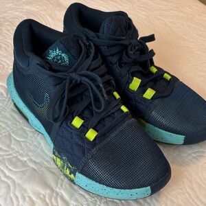 Nike Basketball Shoes